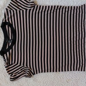 Forever 21 small pink/black striped cropped t shirt